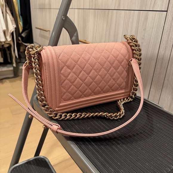 Chanel Boy Medium  Pink Quilted Bag with Gold hardware - Picture 5 of 11